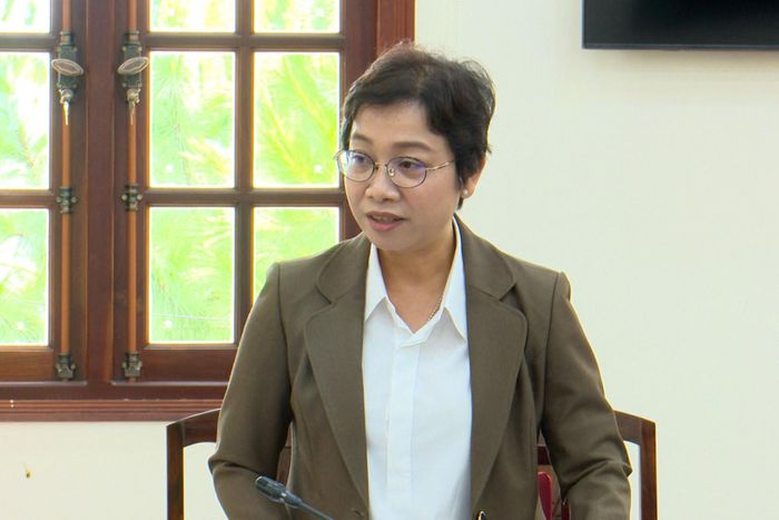 Phó Giám đốc Sở Văn hóa, Thể thao và Du lịch Nguyễn Lan Ngọc thông tin tiến độ chuẩn bị diễn đàn