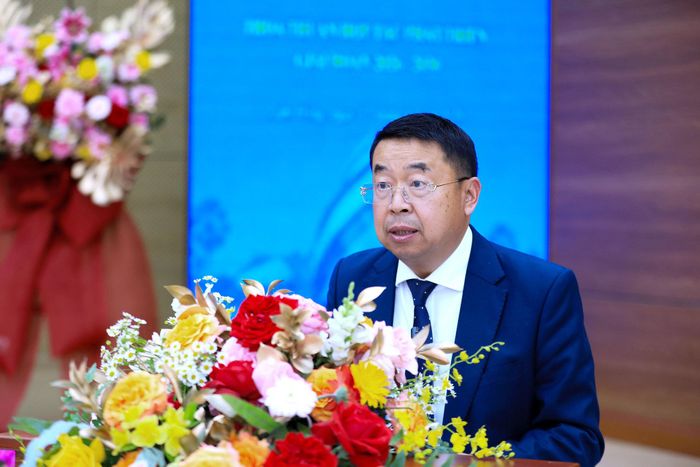 Tỉnh ủy viên, Giám đốc Sở Văn hóa, Thể thao và Du lịch Lâm Đồng Tôn Thiện San trao đổi về một số định hướng lớn trong phối hợp với tỉnh Mondulkiri thời gian tới