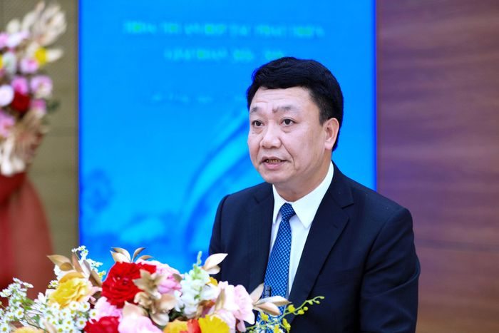 Giám đốc Sở Ngoại vụ Lâm Đồng Hoàng Văn Bằng báo cáo kết quả thỏa thuận hợp tác phát triển kinh tế - xã hội giữa Lâm Đồng và Mondulkiri