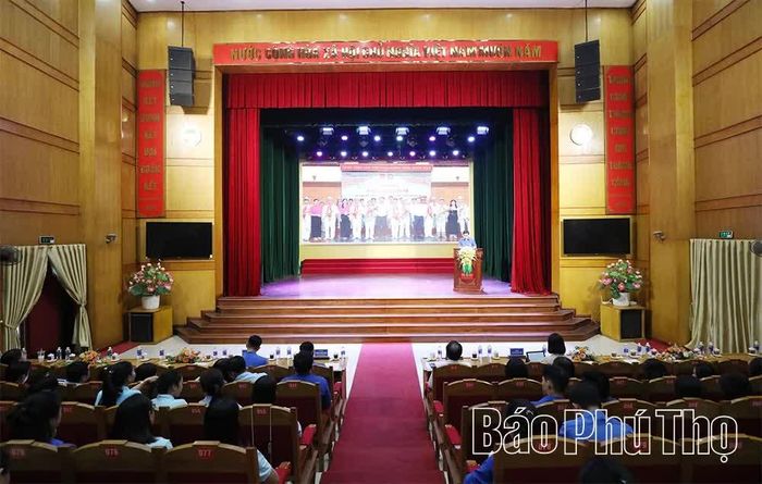 Quang cảnh hội nghị.