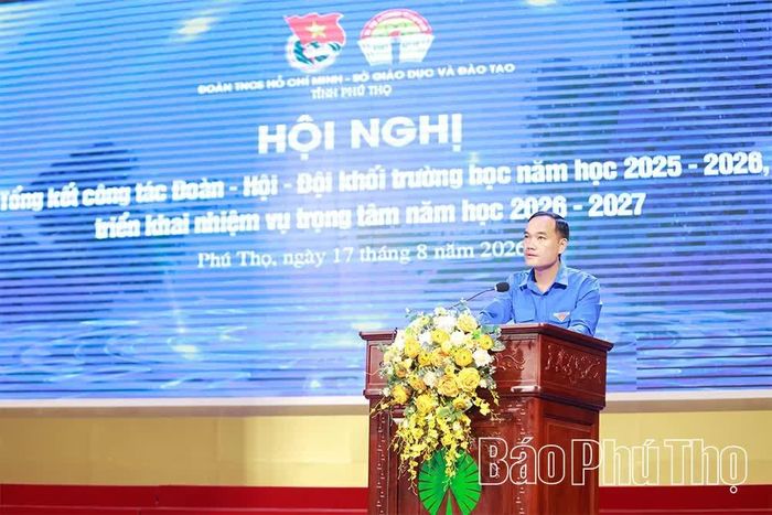 Lãnh đạo Tỉnh đoàn Phú Thọ phát biểu tại hội nghị.
