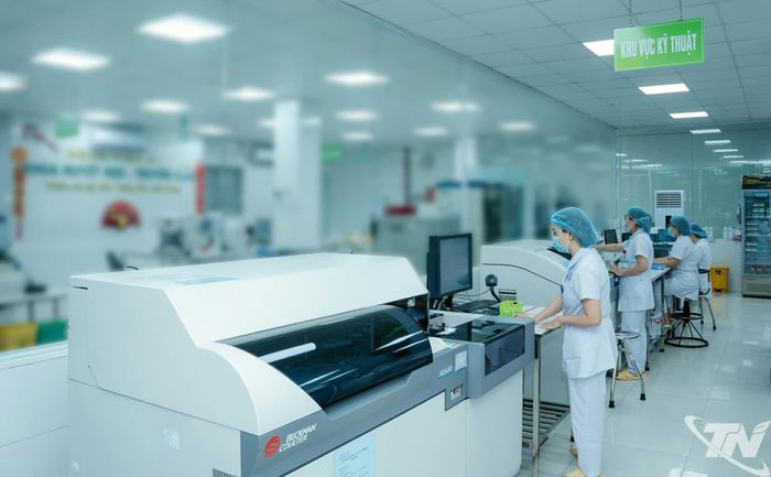 Thiết bị y tế tại các bệnh viện trung tâm tỉnh được đầu tư hiện đại, đồng bộ, góp phần nâng cao năng lực chuyên môn, chất lượng khám, chữa bệnh và đáp ứng tốt hơn nhu cầu chăm sóc sức khỏe của người dân.