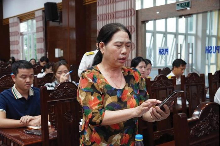Người nộp thuế chia sẻ các vướng mắc liên quan đến thực hiện nghĩa vụ thuế. 