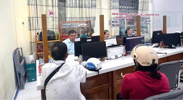 Bộ Chỉ số phục vụ người dân và doanh nghiệp 6 tháng đầu năm của xã được xếp loại xuất sắc