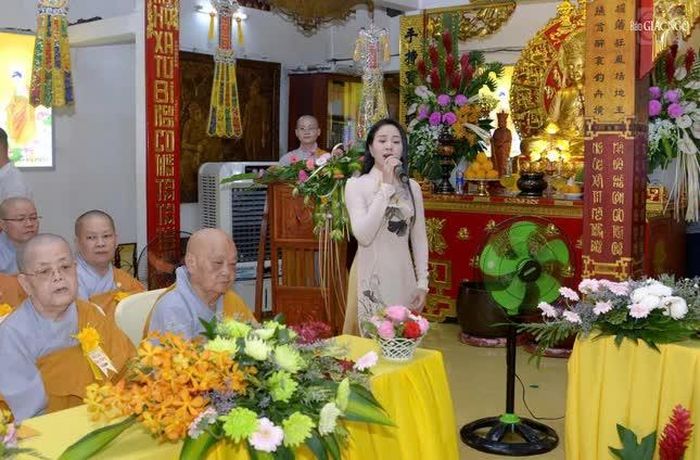 "Mùa Vu lan nhớ mẹ"