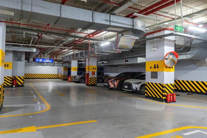 Hệ thống 4 tầng hầm đỗ xe góp phần đáp ứng nhu cầu vận hành của doanh nghiệp.