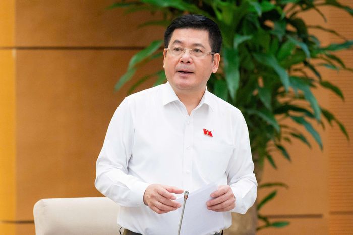 Phó Chủ tịch Quốc hội Nguyễn Hồng Diên phát biểu kết luận phiên họp. Ảnh: Media Quốc hội.