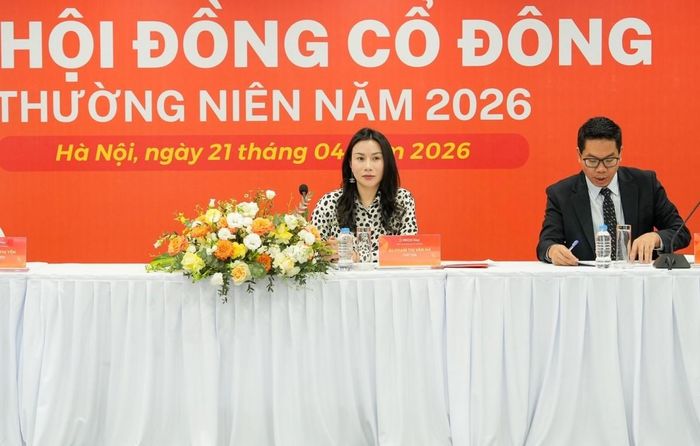 Chủ tịch HĐQT ROX Key Holdings Phạm Thị Vân Hà tại ĐHĐCĐ thường niên 2026. Ảnh: TN1