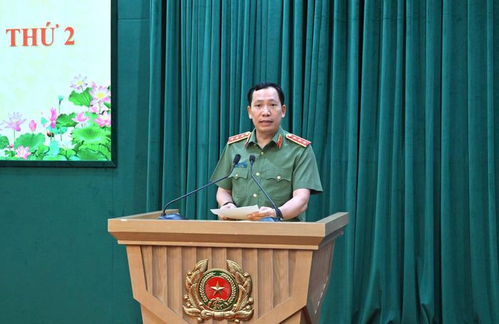 Thứ trưởng Lê Văn Tuyến phát biểu tại buổi lễ trao giải.
