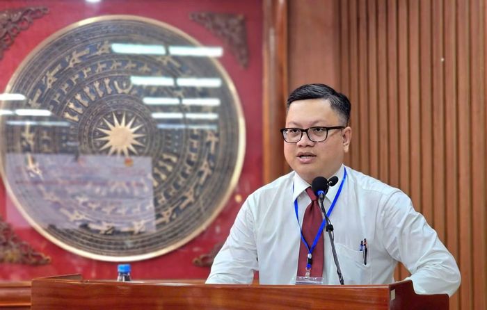 PGS.TS. Phạm Quang Huy (Đại học kinh tế TP Hồ Chí Minh).