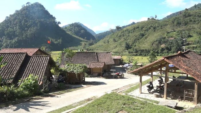 Hoài Khao dưới chân Phja Oắc - nơi thiên nhiên và đời sống văn hóa Dao Tiền gắn bó qua nhiều thế hệ.