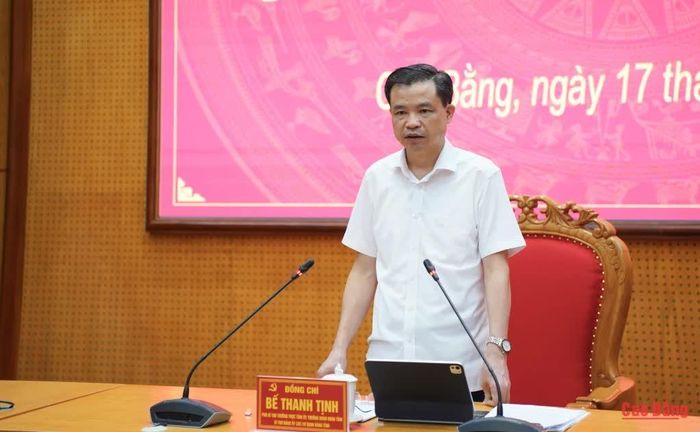Phó Bí thư Thường trực Tỉnh ủy, Trưởng Đoàn đại biểu Quốc hội tỉnh, Bí thư Đảng ủy các cơ quan Đảng tỉnh Bế Thanh Tịnh phát biểu chỉ đạo tại hội nghị.