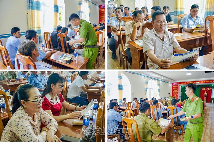 Lực lượng chức năng phối hợp tuyên truyền phòng, chống ma tuý tại Xã Phan Ngọc Hiển.