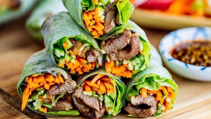 Bò cuốn rau củ là món ăn cực kỳ bổ dưỡng và dễ làm. Ảnh minh họa ↵
