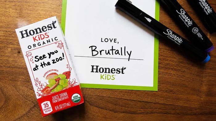 Honest Kids khai thác chất liệu rất đời thường về sự thẳng thắn của trẻ em