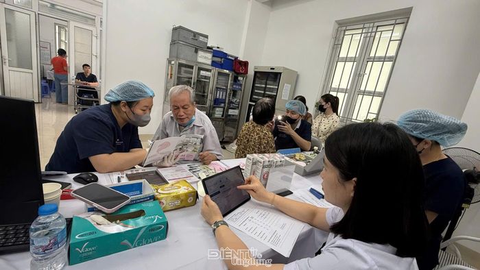 Trạm y tế phường Bồ Đề, thành phố Hà Nội.