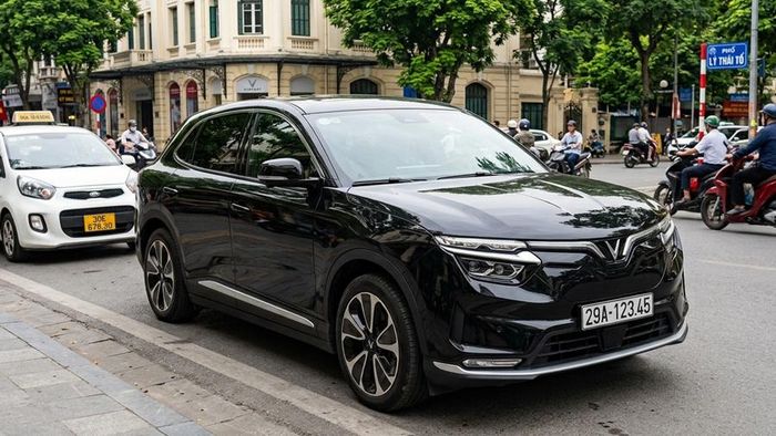 Chữ cái trên biển số xe đóng vai trò quan trọng để phân loại phương tiện hoặc mục đích sử dụng khác nhau. (Ảnh minh họa: AI)