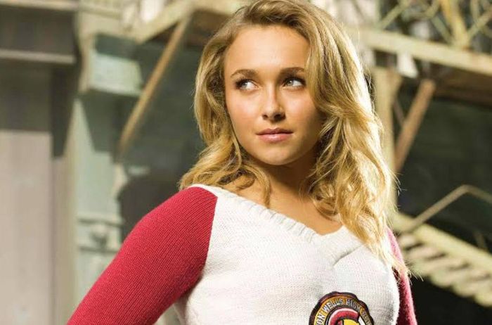 Hayden trong loạt phim ‘’Heroes’’.