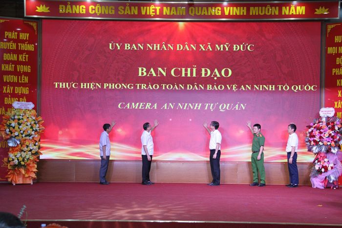 Xã Mỹ Đức ra mắt mô hình “Camera an ninh tự quản” trên địa bàn xã. Ảnh: Biên Phạm