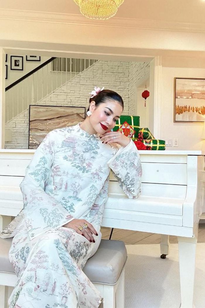Sau 8 năm sinh sống ở Mỹ, Hoa hậu Phạm Hương có cuộc sống bình yên bên gia đình cùng công việc mà bản thân yêu thích.
