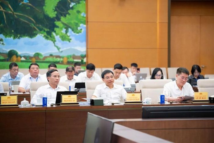 Các đại biểu tham dự Phiên họp. Ảnh: Media Quốc hội