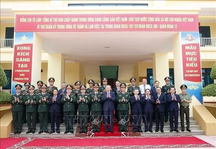 Tổng Bí thư, Chủ tịch nước Tô Lâm và các đại biểu. Ảnh: Thống Nhất/TTXVN