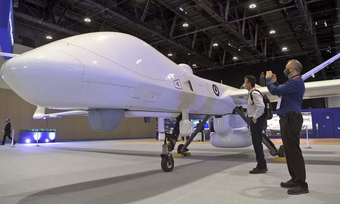 MQ-9B Sea Guardian được thiết kế chủ yếu cho nhiệm vụ tình báo, giám sát và trinh sát. UAV cũng có khả năng thực hiện các cuộc tấn công chính xác.