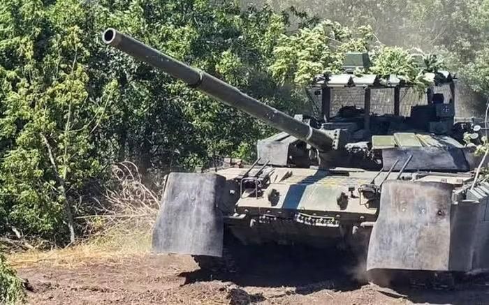 Arena-M là hệ thống APS đầu tiên chứng minh điều này, không chỉ trên thao trường huấn luyện mà còn trong quá trình thực hiện nhiệm vụ được giao. Hơn nữa hiệu quả của nó đã được đối phương xác nhận.
