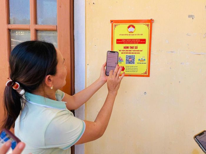 Mô hình Hòm thư số “Mặt trận lắng nghe ý kiến nhân dân” gắn với Dân vận khéo tại Quảng Trị.