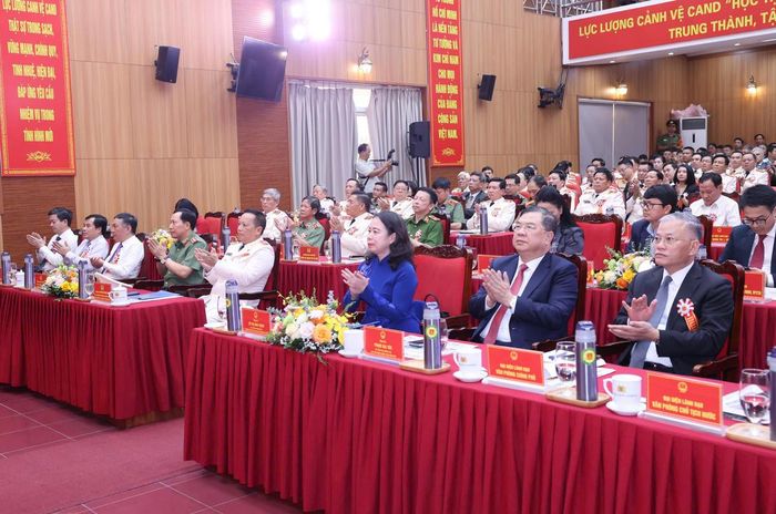 Phó Chủ tịch nước Võ Thị Ánh Xuân, Phó Thủ tướng thường trực Phạm Gia Túc và các đại biểu tham dự buổi lễ. Ảnh: Quang Vinh