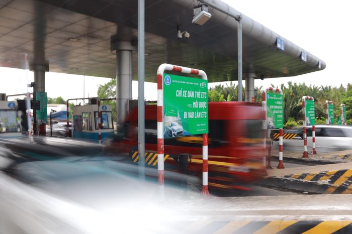 Thu phí không dừng giúp các tuyến cao tốc cải thiện tốc độ lưu thông. Ảnh minh họa: Quỳnh Danh.