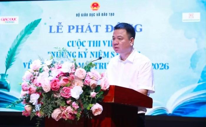 Nhà báo Triệu Ngọc Lâm, Tổng Biên tập Báo Giáo dục và Thời đại, Phó Trưởng ban Thường trực Ban Tổ chức, phát biểu khai mạc