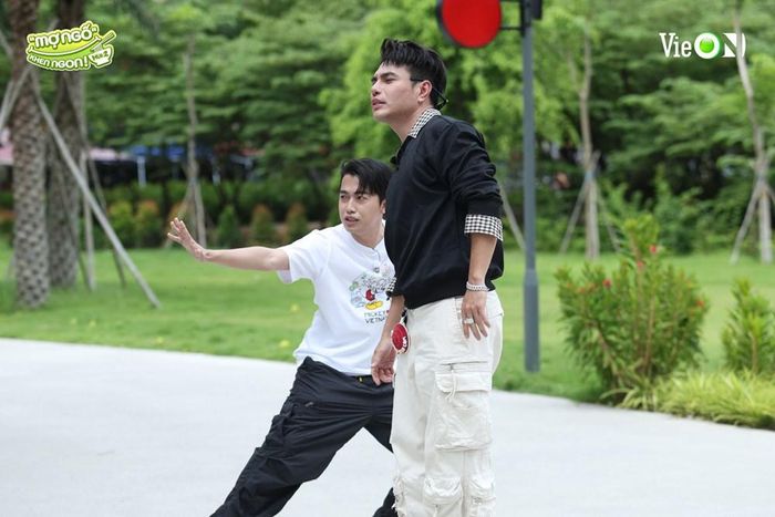 Lê Dương Bảo Lâm và Cris Phan sẽ góp mặt trong chương trình thực tế "Mợ ngố khen ngon" mùa 2