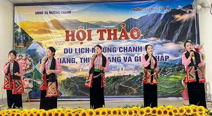 Đời sống văn hóa của đồng bào Thái cũng tạo nên nguồn tài nguyên giàu bản sắc