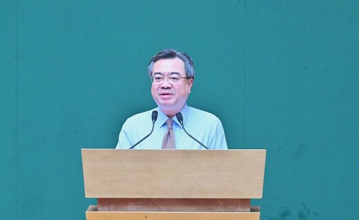 TS Nguyễn Thanh Nghị, Ủy viên Bộ Chính trị, Bí thư Trung ương Đảng, Trưởng ban Ban Chính sách, chiến lược Trung ương phát biểu khai mạc Hội thảo