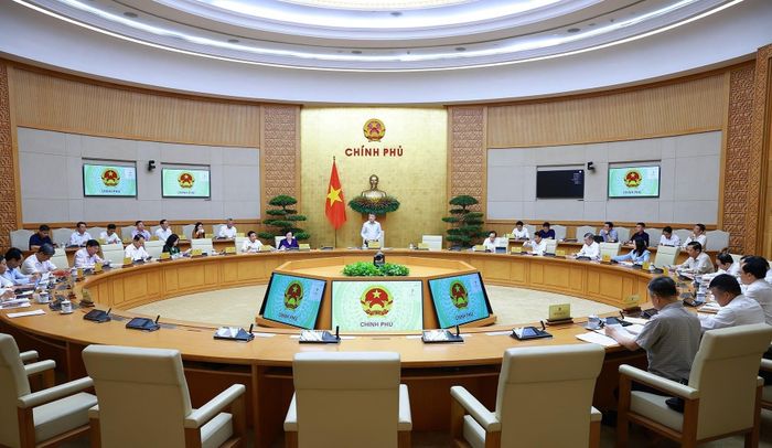 Thủ tướng Lê Minh Hưng chủ trì Phiên họp Chính phủ chuyên đề về xây dựng pháp luật tháng 8 năm 2026. Ảnh: Dương Giang – TTXVN