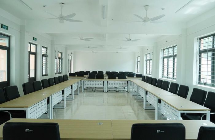 Phòng họp lớn và hiện đại tại Trường Phổ thông nội trú liên cấp Tiểu học và Trung học cơ sở Phong Thổ. Nguyễn Oanh-TTXVN