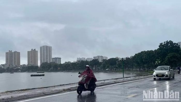 Dự báo khu vực Hà Nội có mưa vừa, mưa to và dông, (Ảnh minh họa: Đ.T)