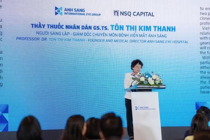 Giáo sư, Tiến sĩ, Thầy thuốc nhân dân Tôn Thị Kim Thanh, Giám đốc chuyên môn Bệnh viện Mắt Ánh Sáng, Chủ tịch Hội Nhãn khoa Việt Nam phát biểu.