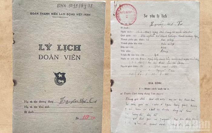 Lý lịch đoàn viên của liệt sĩ Nguyễn Thế Tư. (Ảnh: Bảo tàng Nghệ An-Xô viết Nghệ Tĩnh)