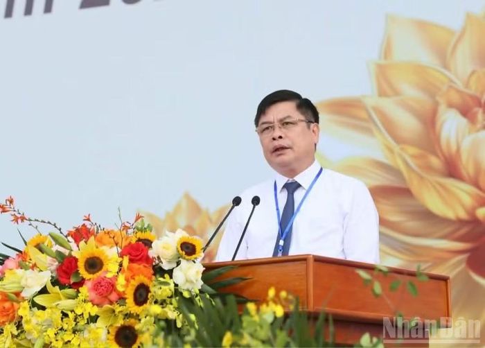Đồng chí Phạm Văn Nghiêm, Tỉnh ủy viên, Phó Chủ tịch Ủy ban nhân dân tỉnh, Trưởng Ban Chỉ đạo Đại hội Thể dục thể thao các cấp tỉnh Hưng Yên lần thứ X năm 2026 phát biểu tại lễ khai mạc.