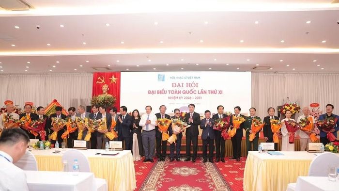 Ban Chấp hành Hội Nhạc sĩ Việt Nam nhiệm kỳ 2026-2031 ra mắt. (Ảnh: MẠNH NGUYỄN)