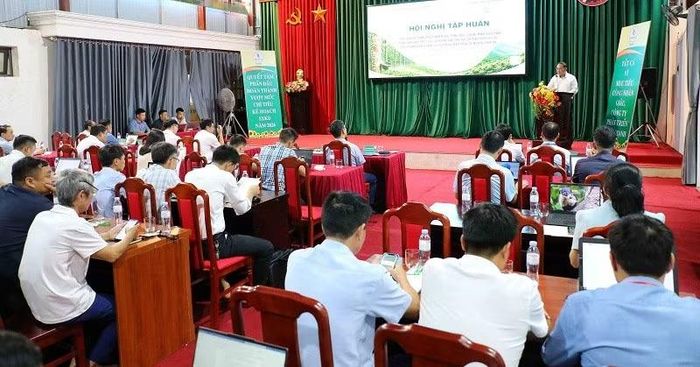 Quang cảnh khóa tập huấn. (Ảnh: LÊ LAN)