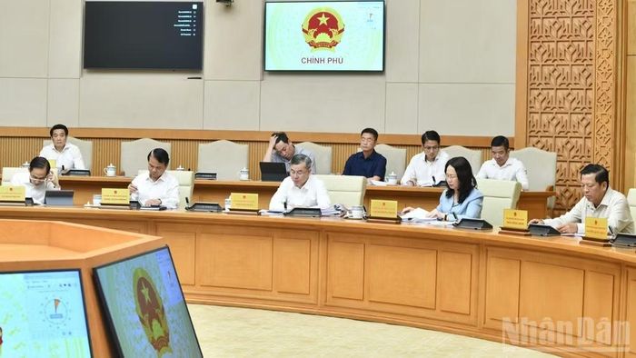  Lãnh đạo các bộ, ngành trung ương tham dự phiên họp. (Ảnh: THANH GIANG) 