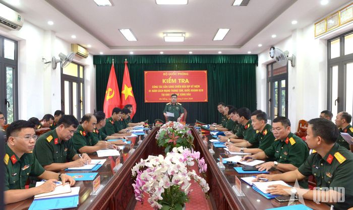  Quang cảnh buổi kiểm tra tại Kho 182. 