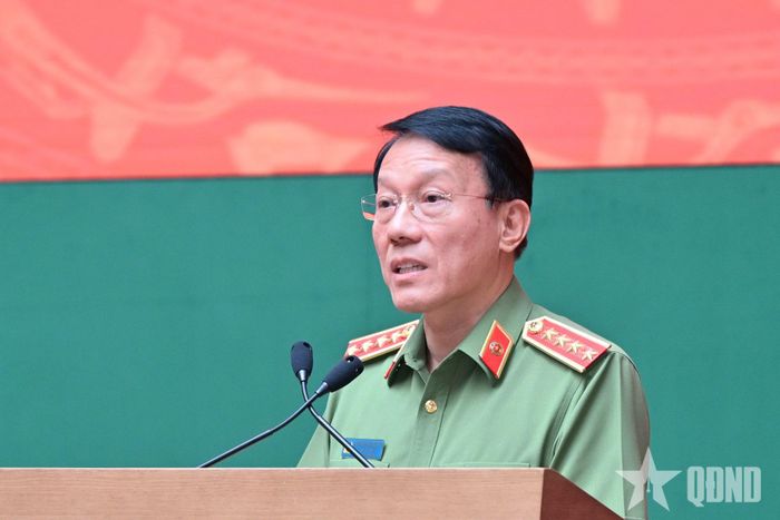 Đại tướng Lương Tam Quang phát biểu.
