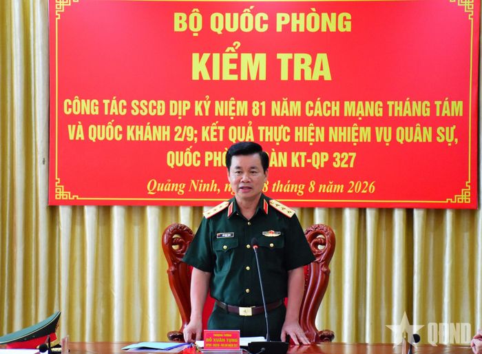Thượng tướng Đỗ Xuân Tụng phát biểu kết luận kiểm tra.