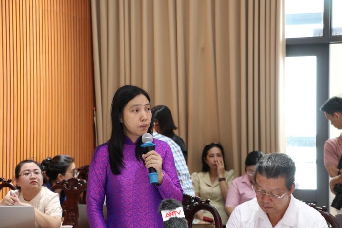  Đại biểu góp ý tại hội nghị 