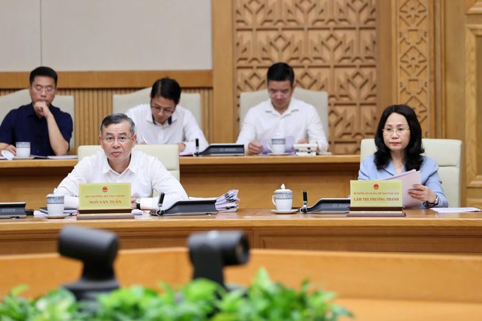  Các thành viên Chính phủ dự phiên họp, chiều 18-8. Ảnh: VIẾT CHUNG 