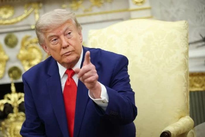 Tổng thống Mỹ Donald Trump cho biết, Washington đã thiết lập kênh liên lạc với IRGC, song lực lượng này lập tức bác bỏ tuyên bố và khẳng định không có đàm phán trực tiếp với Mỹ. (Nguồn: The Independent)